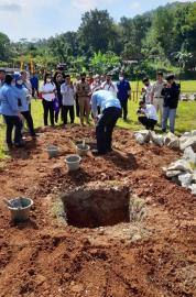 PELETAKAN BATU PERTAMA BALAI BUDAYA KALURAHAN PUTAT